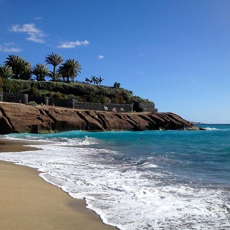 Las Americas Beach House Арона Екстериор снимка