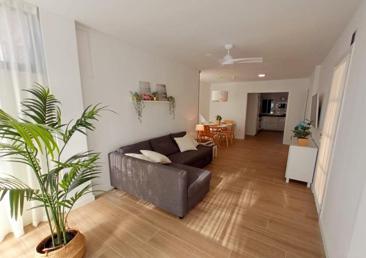 Las Americas Beach House Арона Екстериор снимка