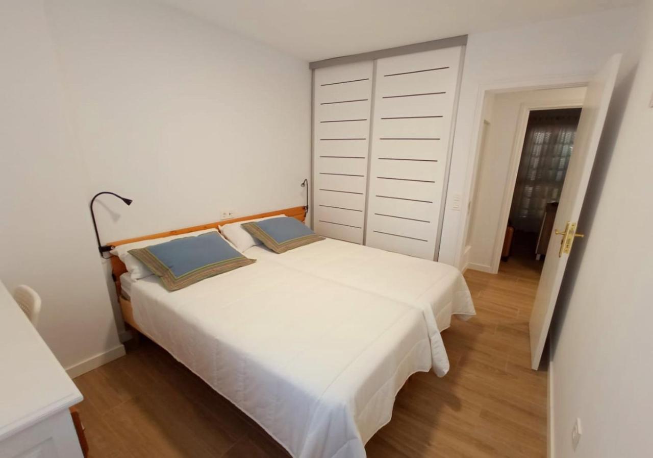 Las Americas Beach House Арона Екстериор снимка