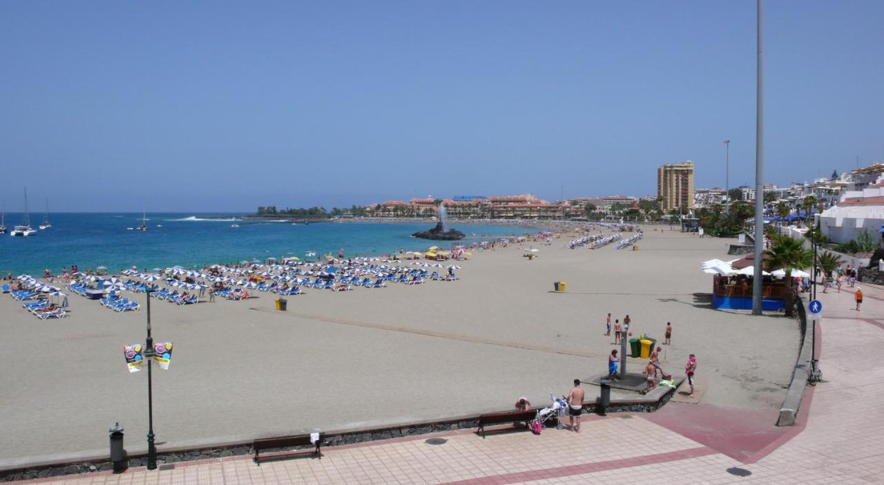 Las Americas Beach House Арона Екстериор снимка