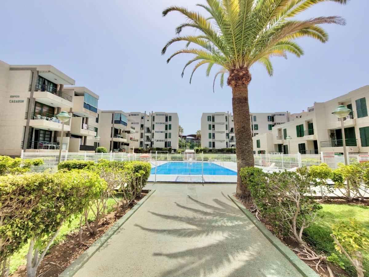 Las Americas Beach House Арона Екстериор снимка